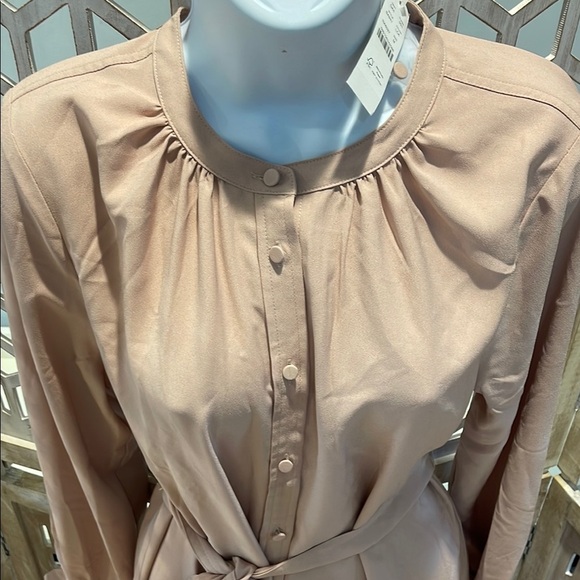 Drapey shirtdress in satin-back crepe ✨ - Picture 8 of 12
